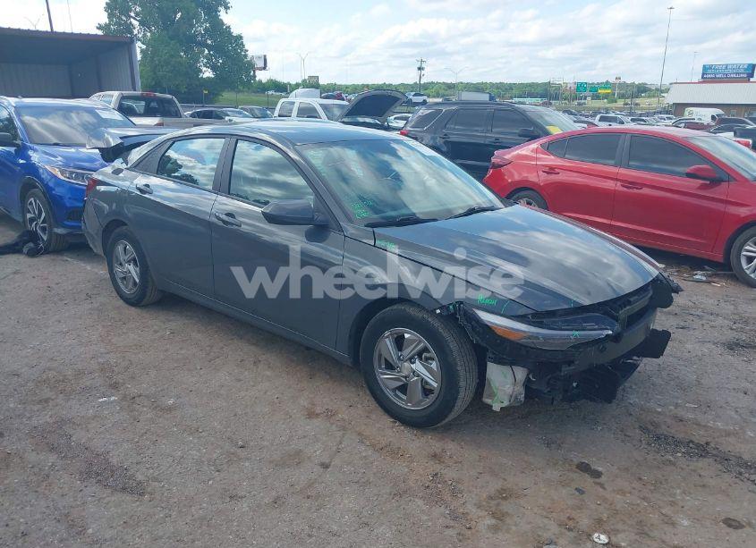 2024 Hyundai Elantra SE (VIN KMHLL4DG0RU784796) main photo