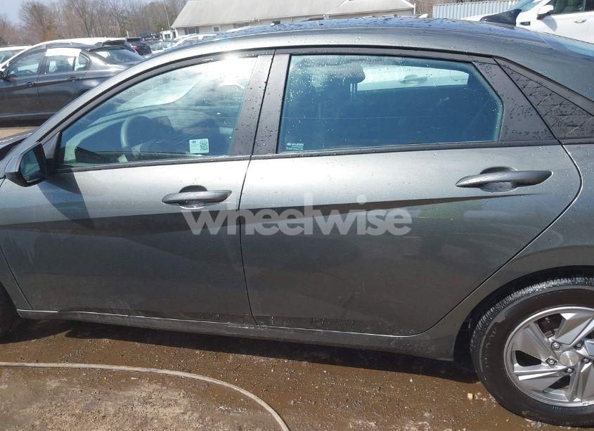 Photo 14 of 2025 Hyundai Elantra SE (VIN KMHLL4DG0SU855615)