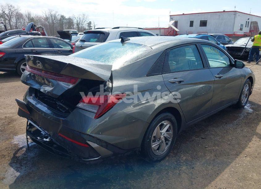 Photo 4 of 2025 Hyundai Elantra SE (VIN KMHLL4DG0SU855615)