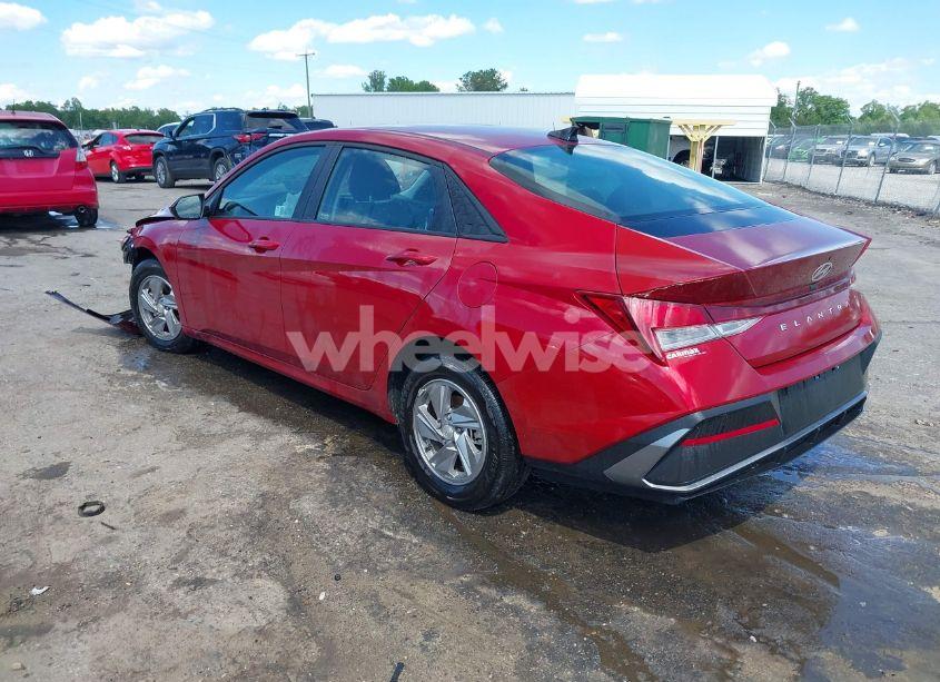 Photo 3 of 2025 Hyundai Elantra SE (VIN KMHLL4DG0SU867716)