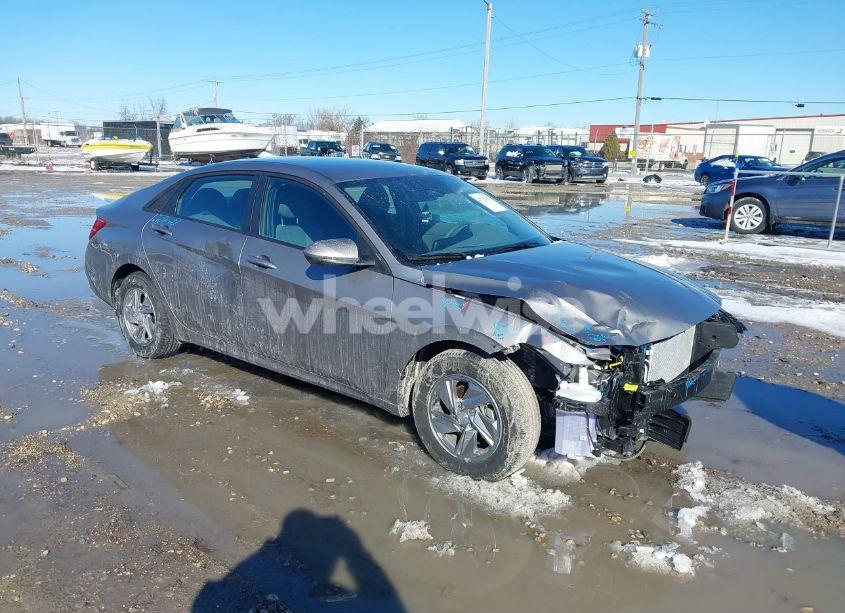 2024 Hyundai Elantra SE (VIN KMHLL4DG2RU826658) main photo