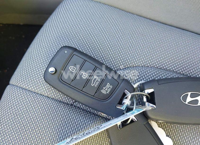 Photo 11 of 2024 Hyundai Elantra SE (VIN KMHLL4DG2RU826658)