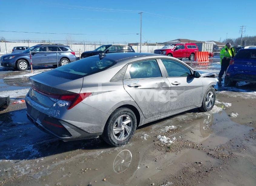 Photo 4 of 2024 Hyundai Elantra SE (VIN KMHLL4DG2RU826658)