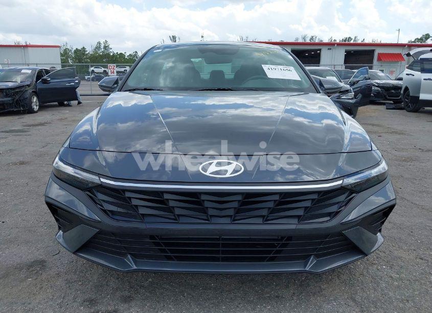 Photo 13 of 2025 Hyundai Elantra SE (VIN KMHLL4DG2SU883951)