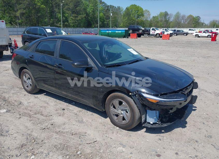 2024 Hyundai Elantra SE (VIN KMHLL4DG3RU832968) main photo