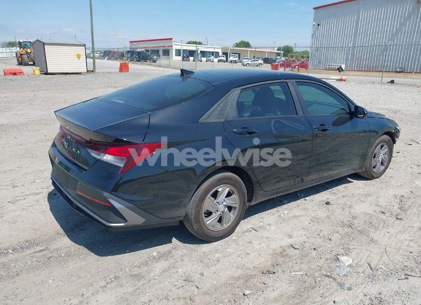 Photo 4 of 2024 Hyundai Elantra SE (VIN KMHLL4DG3RU832968)