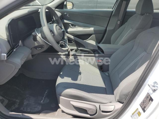 Photo 9 of 2025 HYUNDAI ELANTRA SE N/A (VIN KMHLL4DG4SU034145)