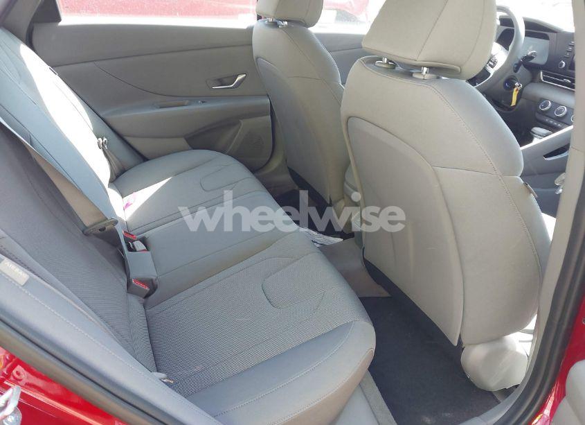 Photo 8 of 2025 Hyundai Elantra SE (VIN KMHLL4DG4SU856802)