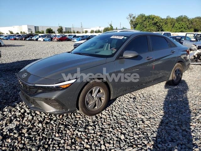 Photo 5 of 2024 HYUNDAI ELANTRA SE (VIN KMHLL4DG5RU803763)