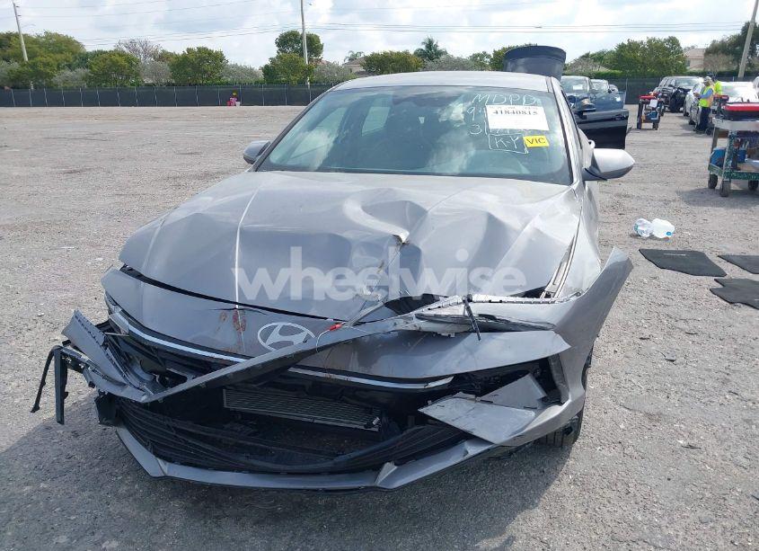 Photo 6 of 2025 Hyundai Elantra SE (VIN KMHLL4DG5SU942085)