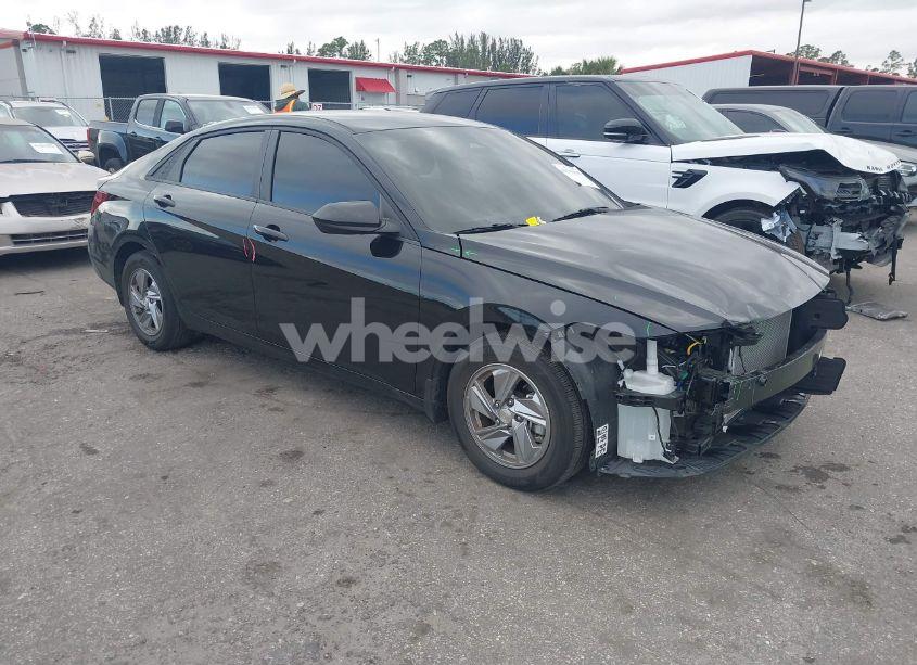 2024 Hyundai Elantra SE (VIN KMHLL4DG7RU739600) main photo