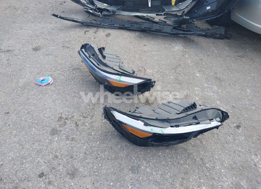 Photo 12 of 2024 Hyundai Elantra SE (VIN KMHLL4DG7RU739600)