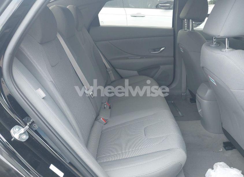 Photo 8 of 2024 Hyundai Elantra SE (VIN KMHLL4DG7RU739600)