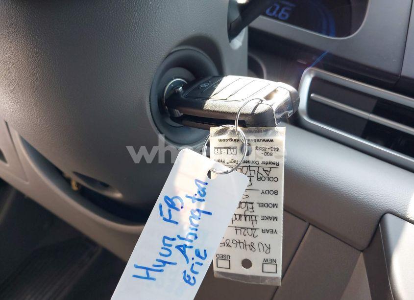 Photo 11 of 2024 Hyundai Elantra SE (VIN KMHLL4DG7RU844685)