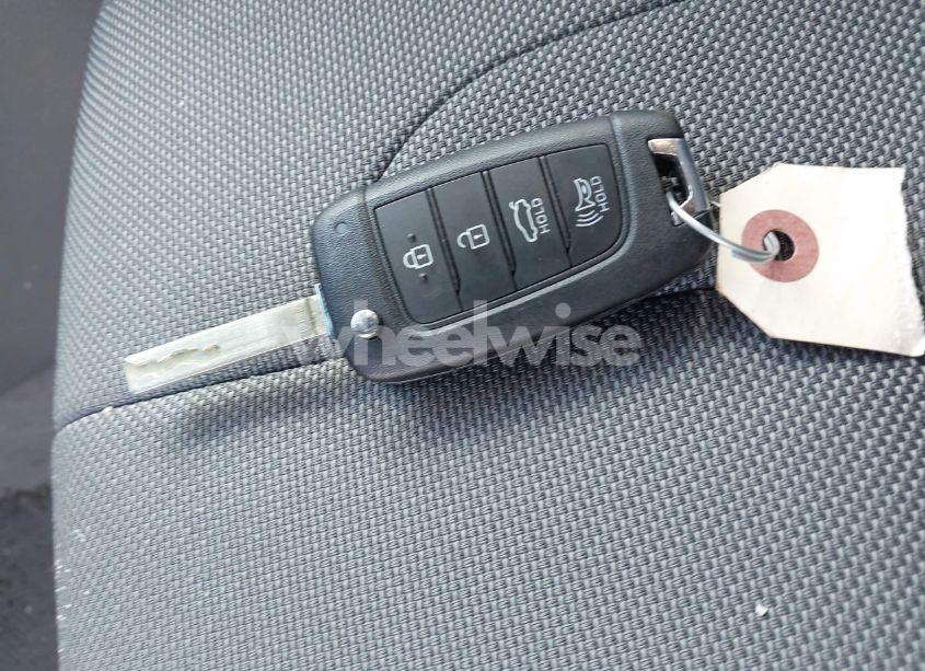 Photo 11 of 2024 Hyundai Elantra SE (VIN KMHLL4DG8RU782505)