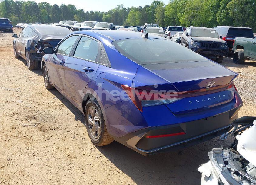 Photo 3 of 2024 Hyundai Elantra SE (VIN KMHLL4DG9RU829766)