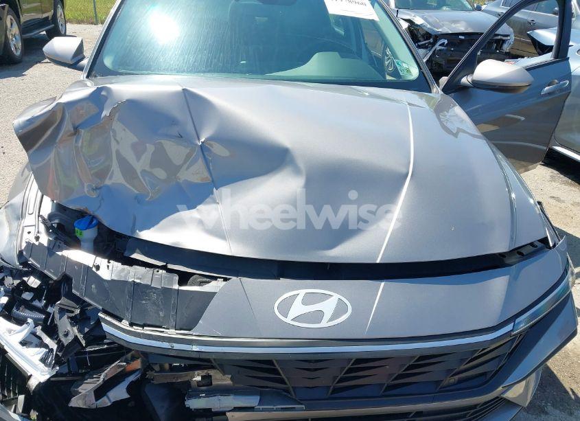 Photo 10 of 2024 Hyundai Elantra SE (VIN KMHLL4DGXRU851422)