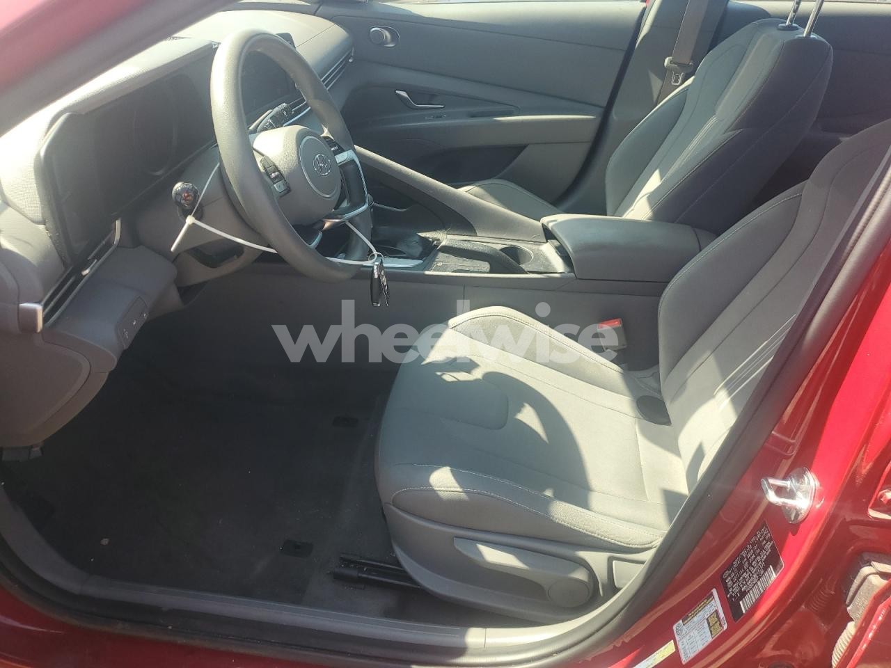 Photo 7 of 2021 HYUNDAI ELANTRA SEL (VIN KMHLM4AG0MU161575)