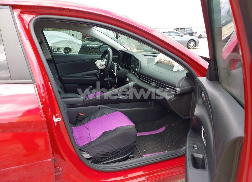 Photo 5 of 2021 Hyundai Elantra SEL (VIN KMHLM4AG4MU093197)