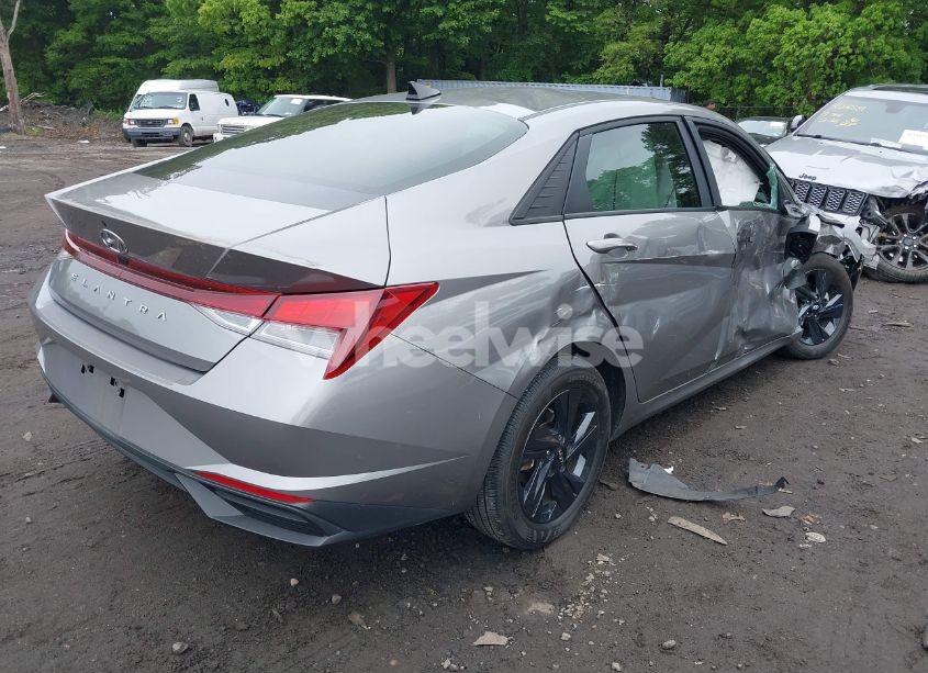 Photo 4 of 2022 Hyundai Elantra SEL (VIN KMHLM4AG9NU283367)