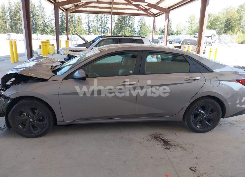 Photo 14 of 2022 Hyundai Elantra HYBRID BLUE (VIN KMHLM4AJ0NU013598)