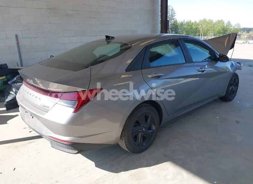 Photo 4 of 2022 Hyundai Elantra HYBRID BLUE (VIN KMHLM4AJ0NU013598)