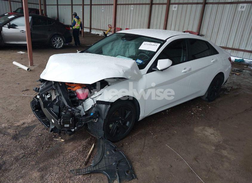 Photo 2 of 2023 Hyundai Elantra HYBRID BLUE (VIN KMHLM4AJ2PU041468)