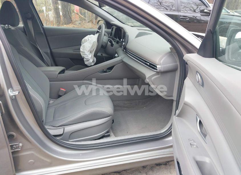 Photo 5 of 2023 Hyundai Elantra HYBRID BLUE (VIN KMHLM4AJ3PU059056)