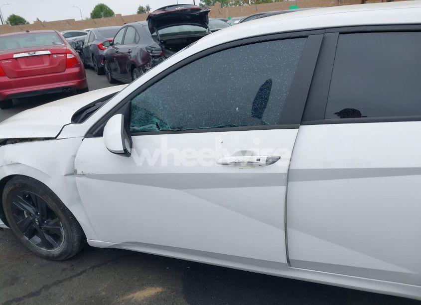 Photo 18 of 2023 Hyundai Elantra HYBRID BLUE (VIN KMHLM4AJXPU077943)