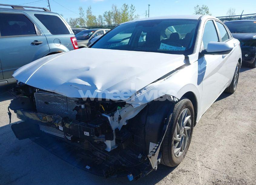 Photo 2 of 2024 Hyundai Elantra SEL (VIN KMHLM4DG0RU643353)