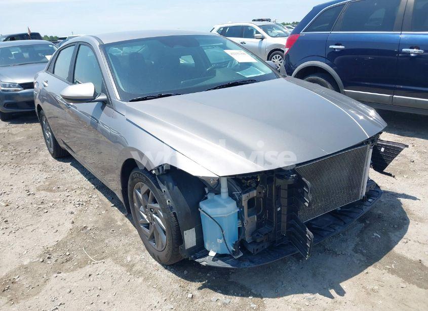 2024 Hyundai Elantra SEL (VIN KMHLM4DG0RU684257) main photo