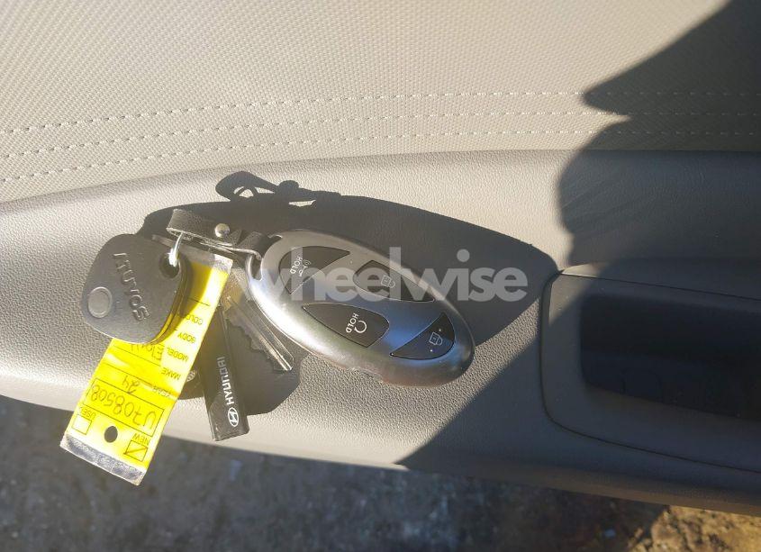 Photo 11 of 2024 Hyundai Elantra SEL (VIN KMHLM4DG0RU708508)