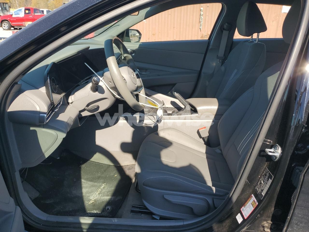 Photo 7 of 2024 HYUNDAI ELANTRA SEL (VIN KMHLM4DG0RU735157)