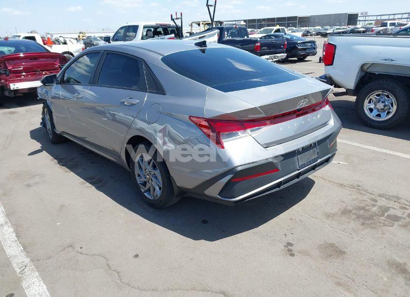 Photo 3 of 2024 Hyundai Elantra SEL (VIN KMHLM4DG0RU775707)