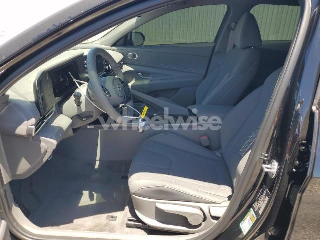 2025 HYUNDAI ELANTRA SEL SPORT (VIN KMHLM4DG0SU011264) main photo
