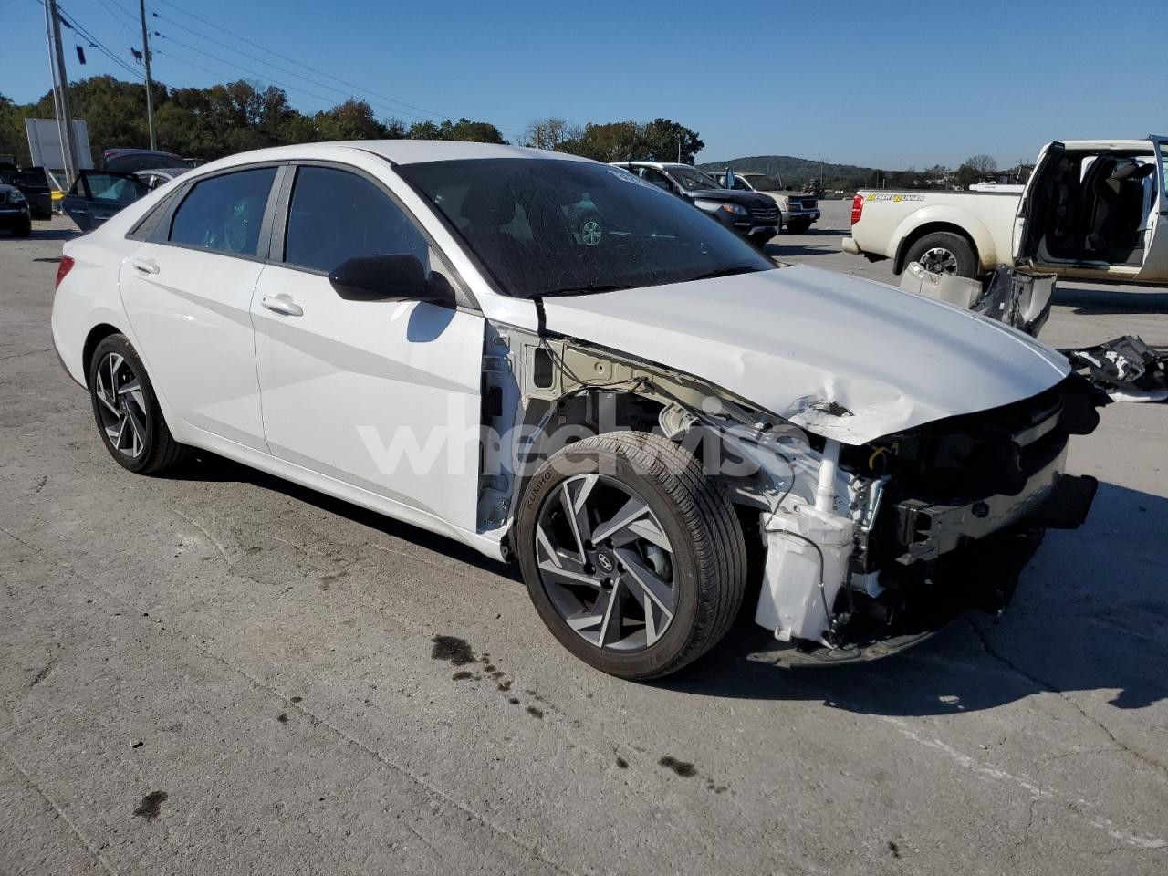 Photo 4 of 2025 HYUNDAI ELANTRA SEL SPORT (VIN KMHLM4DG0SU951421)