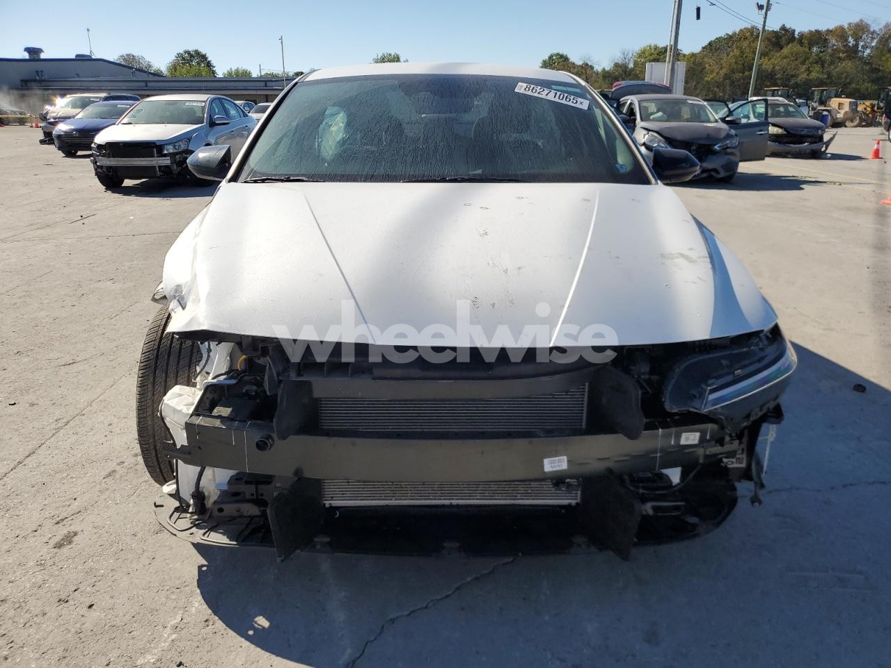 Photo 5 of 2025 HYUNDAI ELANTRA SEL SPORT (VIN KMHLM4DG0SU951421)