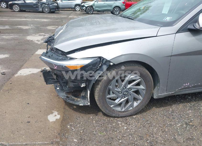 Photo 12 of 2024 Hyundai Elantra SEL (VIN KMHLM4DG1RU658587)