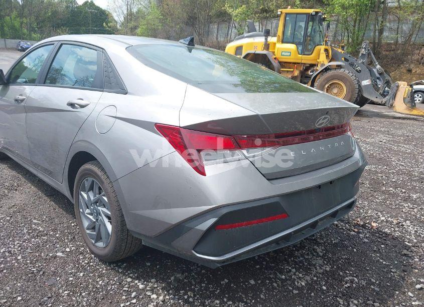 Photo 19 of 2024 Hyundai Elantra SEL (VIN KMHLM4DG1RU658587)