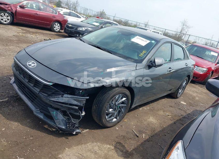 Photo 2 of 2024 Hyundai Elantra SEL (VIN KMHLM4DG1RU836627)