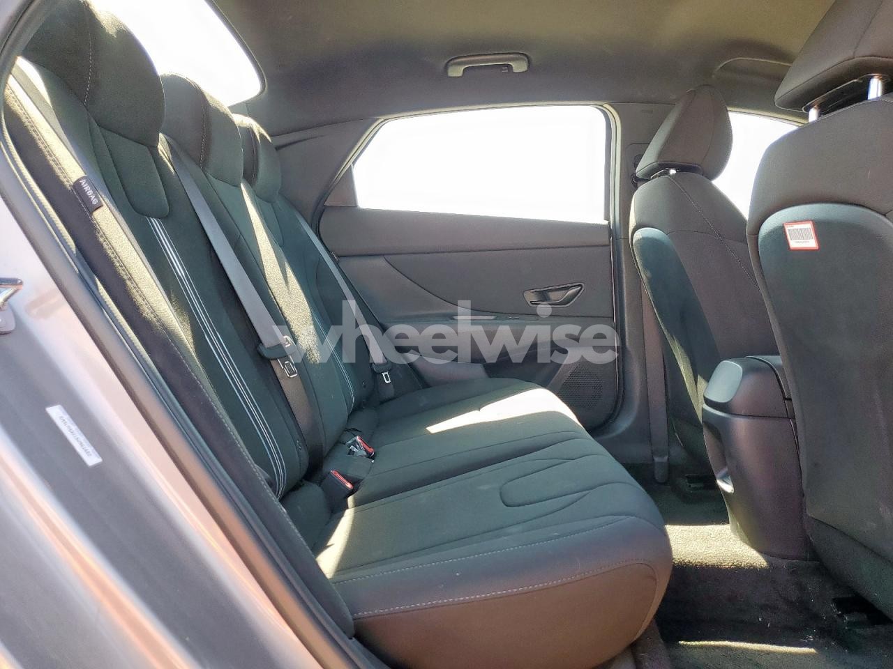 Photo 10 of 2025 HYUNDAI ELANTRA SEL SPORT (VIN KMHLM4DG1SU961682)