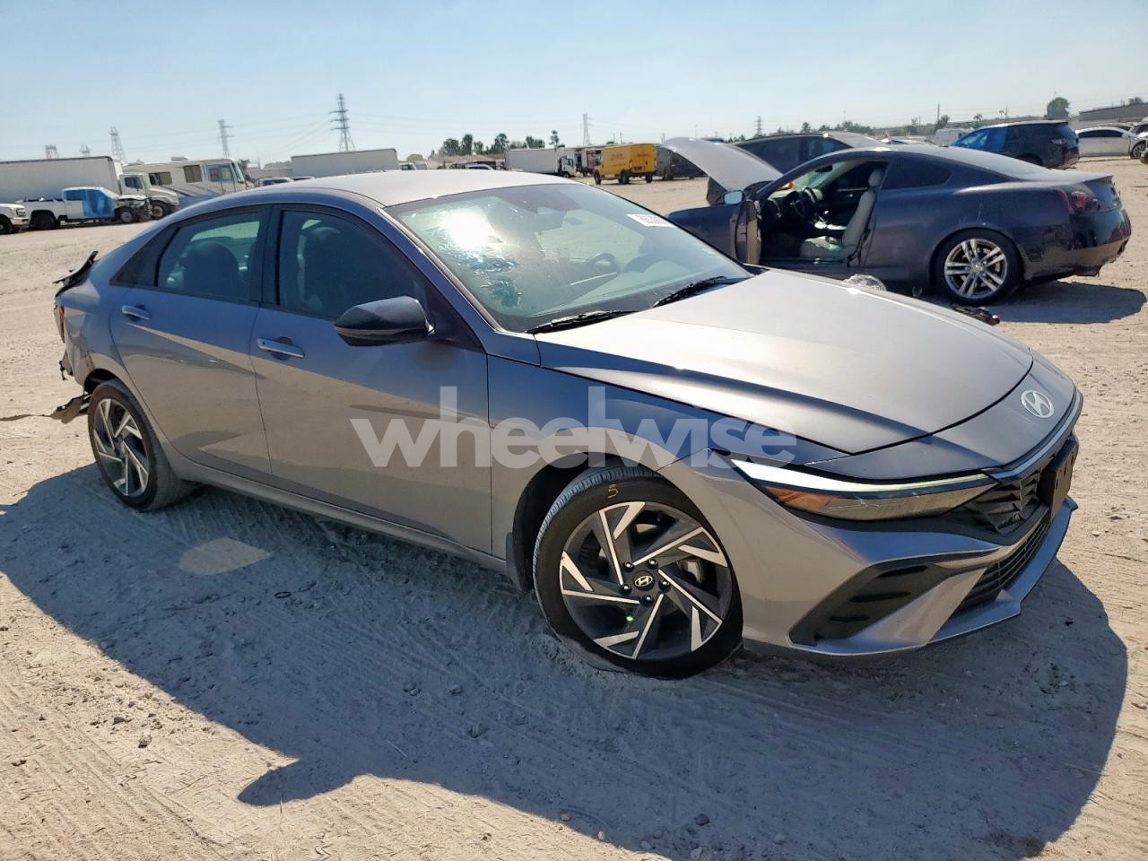 Photo 4 of 2025 HYUNDAI ELANTRA SEL SPORT (VIN KMHLM4DG1SU961682)