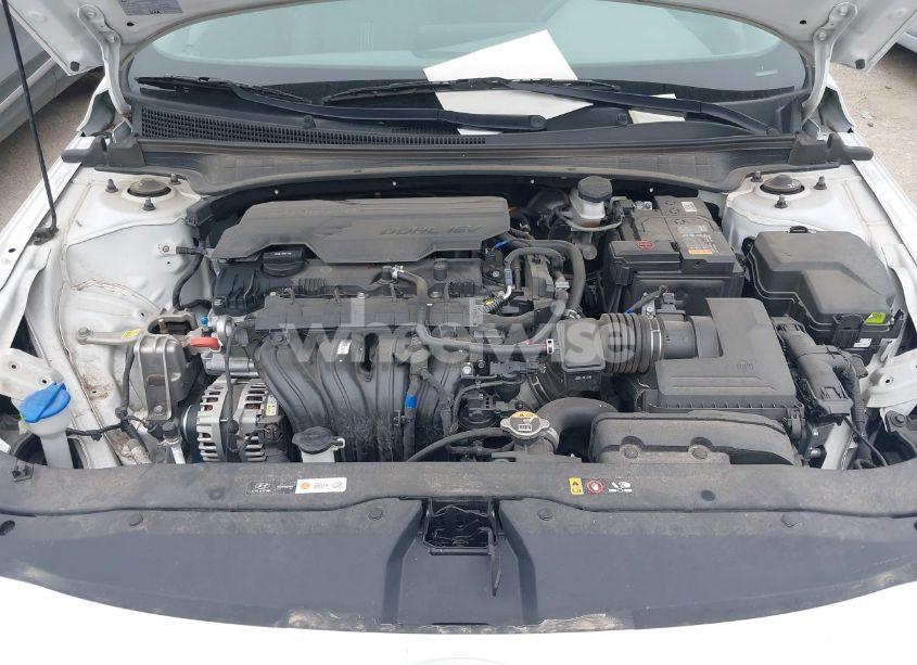 Photo 10 of 2024 Hyundai Elantra SEL (VIN KMHLM4DG2RU648103)