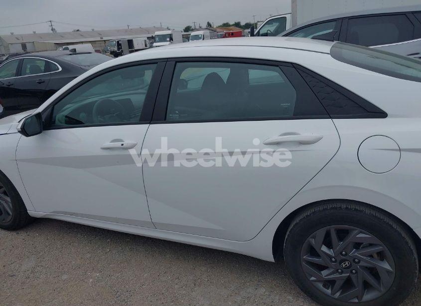 Photo 14 of 2024 Hyundai Elantra SEL (VIN KMHLM4DG2RU648103)
