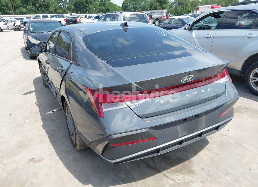 Photo 3 of 2024 Hyundai Elantra SEL (VIN KMHLM4DG2RU702936)