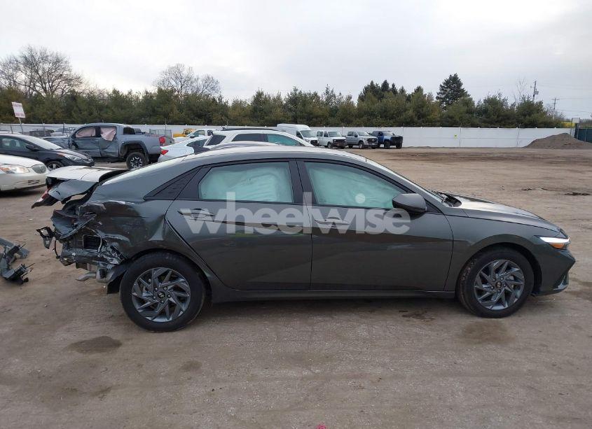 Photo 14 of 2024 Hyundai Elantra SEL (VIN KMHLM4DG2RU757919)