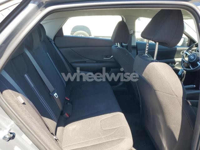 Photo 11 of 2024 HYUNDAI ELANTRA SEL (VIN KMHLM4DG2RU839682)