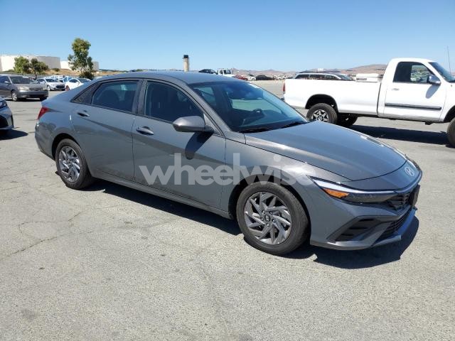 Photo 9 of 2024 HYUNDAI ELANTRA SEL (VIN KMHLM4DG2RU839682)