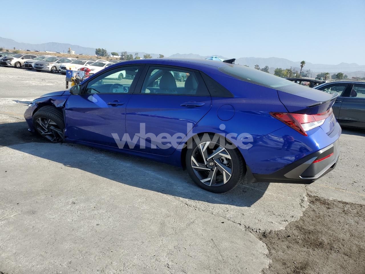 Photo 2 of 2025 HYUNDAI ELANTRA SEL SPORT (VIN KMHLM4DG2SU021293)