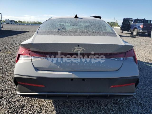 Photo 3 of 2025 HYUNDAI ELANTRA SEL SPORT (VIN KMHLM4DG2SU941943)